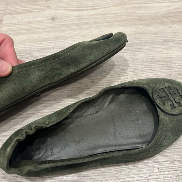 Tory Burch Minnie Travel Ballet with Suede Logo Flats 7 Green - Picture 8 of 10